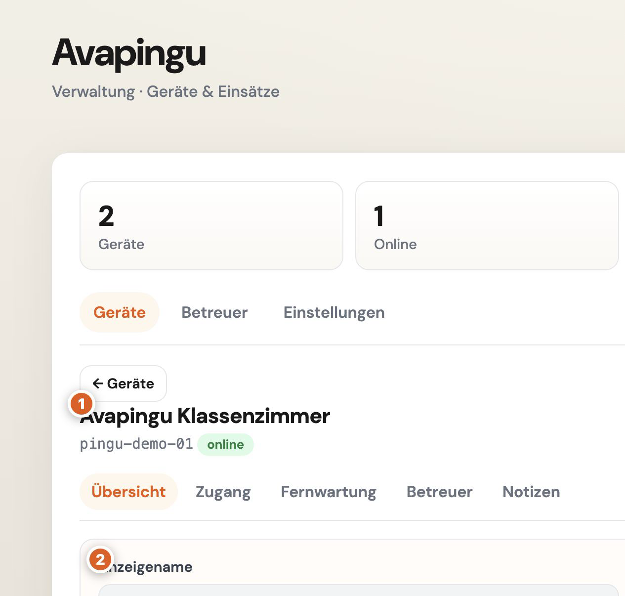 Bildausschnitt der Geräteeinstellungen mit Geräteidentität, Statusnavigation und Beginn des Felds Anzeigename